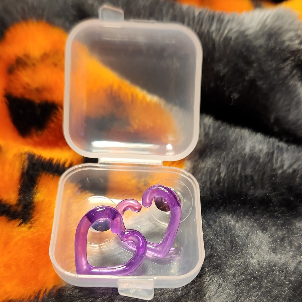 Heart earrings